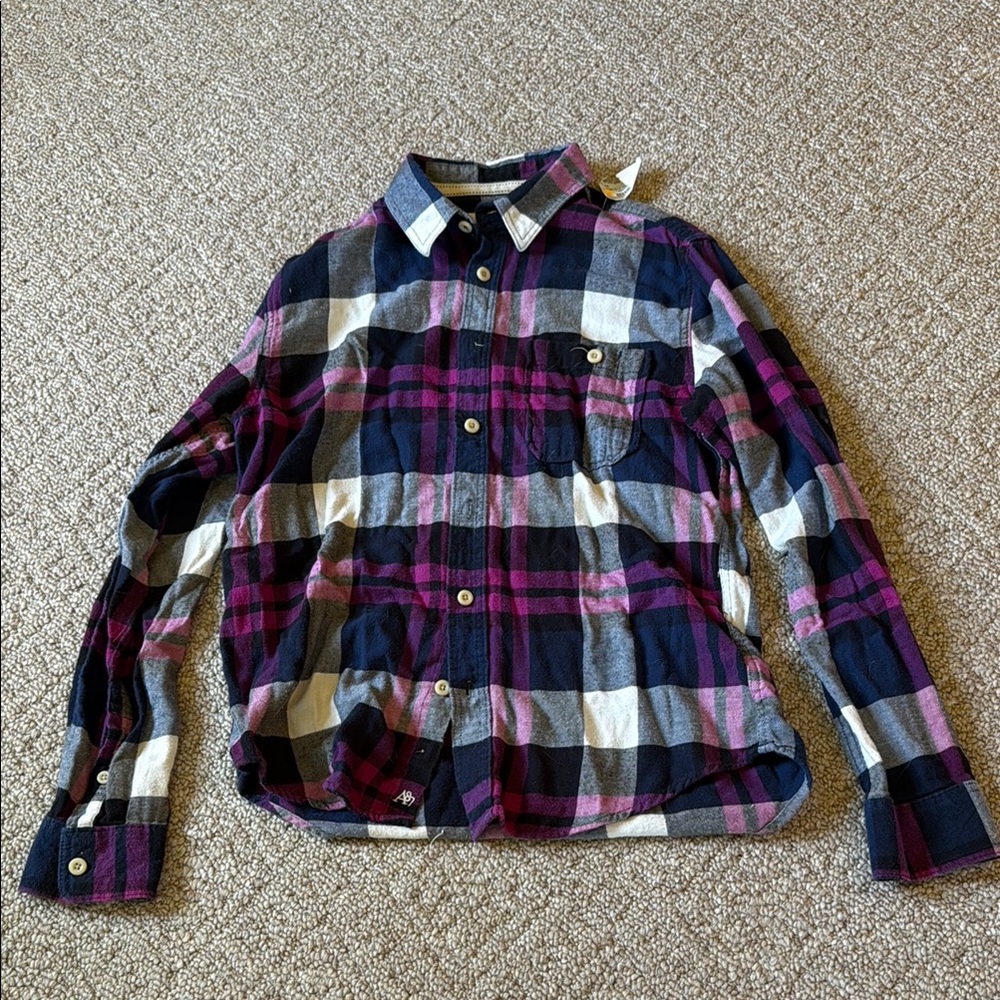 Men’s Aeropostale Plaid Flannel Button-Up Shirt